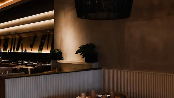 Laan Thai dining room